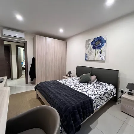아파트 Modern Flat In Balluta *