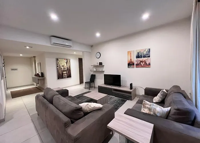 Modern Flat In Balluta سانت جوليان