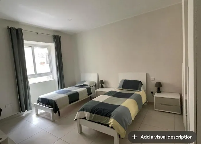 Modern Flat In Balluta *